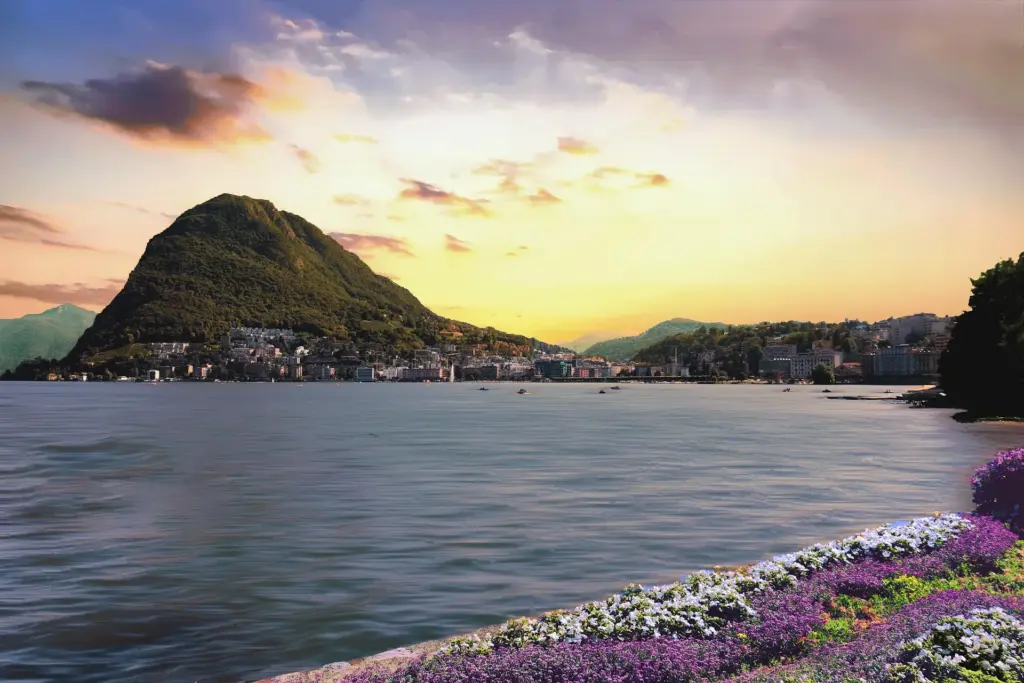 Lugano lakefront villa