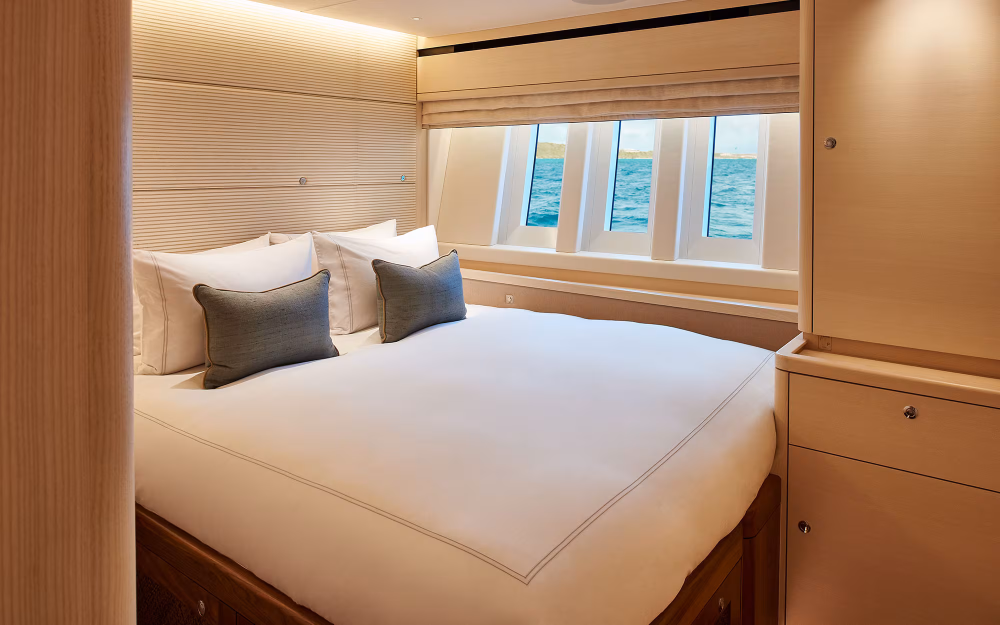 Archelon for charter